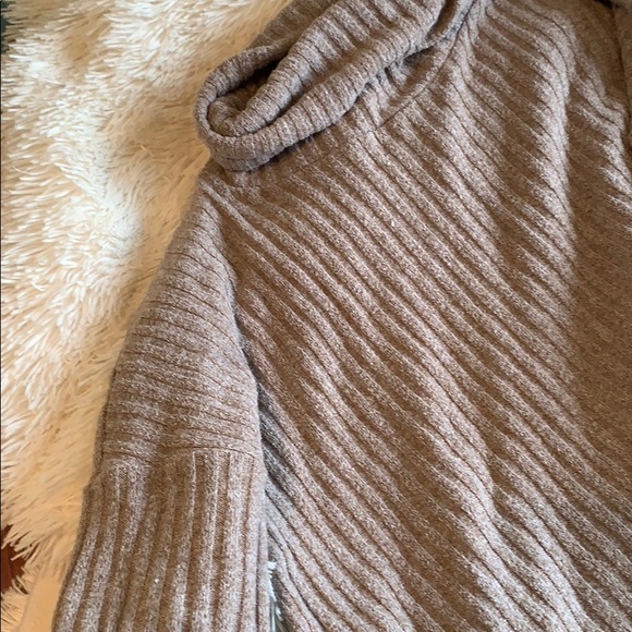 turtleneck sweater quarter sleeve - Picture 2 of 3